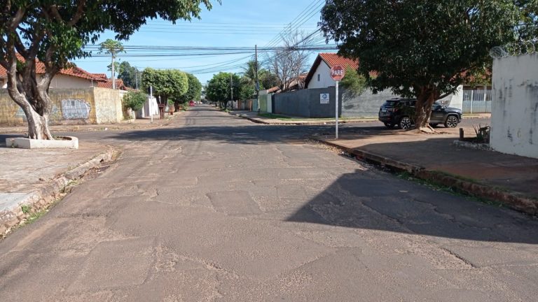 Read more about the article Após meses incomodando moradores do Santo Antônio com mau cheiro, bueiro recebe reparo após intervenção de João César Mattogrosso