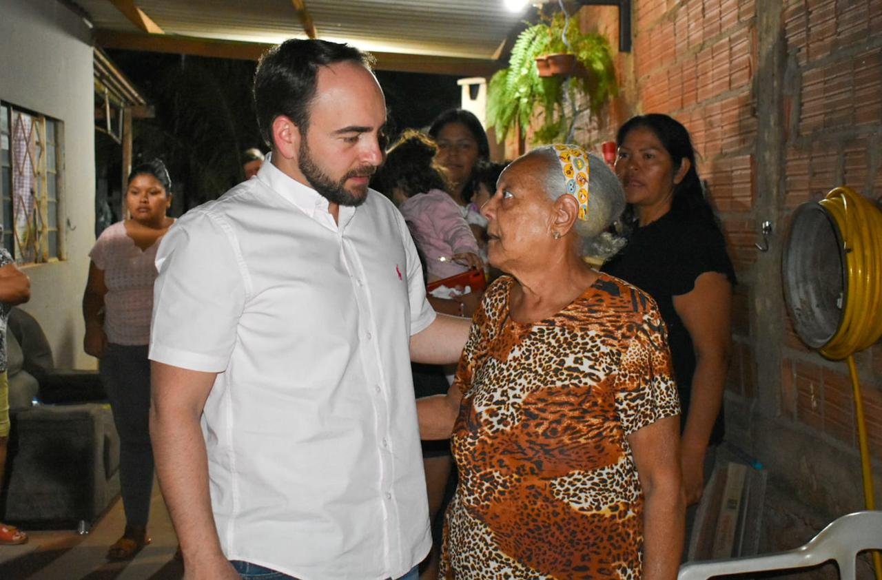 You are currently viewing <strong>Durante recesso parlamentar, João César Mattogrosso intensifica agenda de visitas e leva melhorias aos bairros Monte Castelo, Jardim Presidente e Residencial Flores</strong>