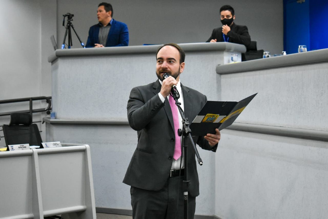 You are currently viewing João César Mattogrosso assina proposta que prioriza aquisição de livros de autores que residem em MS para as Escolas Municipais da Capital