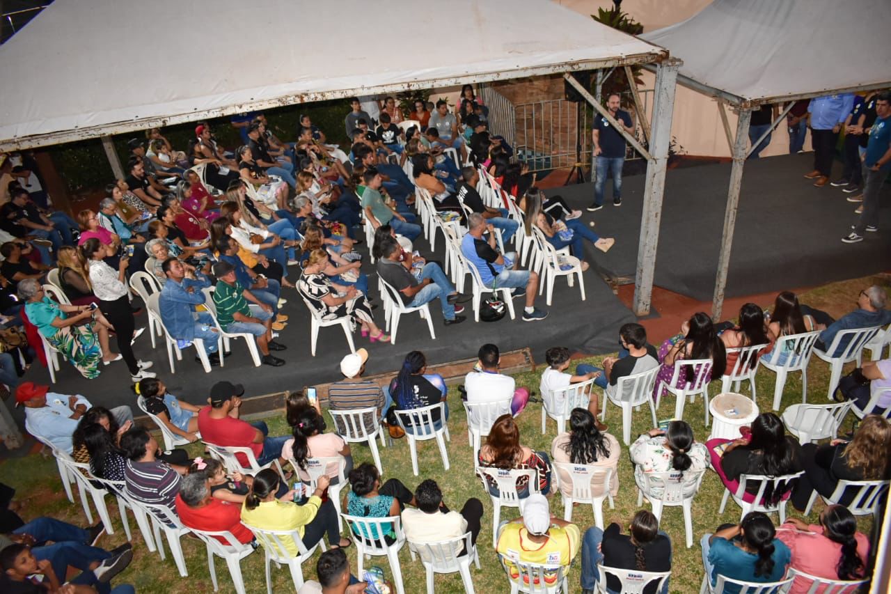 You are currently viewing Mais de 200 pessoas participam de grande encontro com João César Mattogrosso em Campo Grande, fortalecendo apoio ao candidato